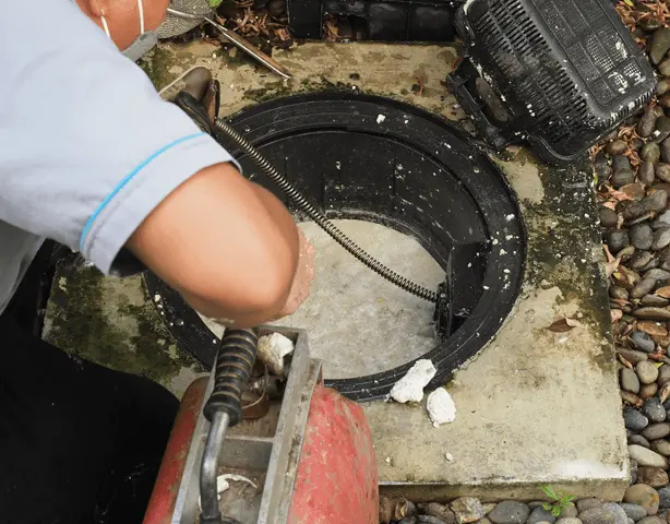 Limpeza de Caixa de Gordura